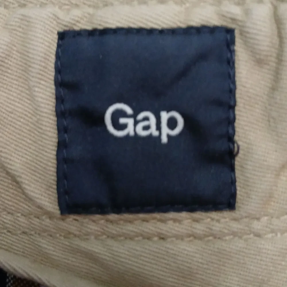 GAP Plaid  Flat Front Shorts navy blue red maroon white yellow Sz 35 EUC